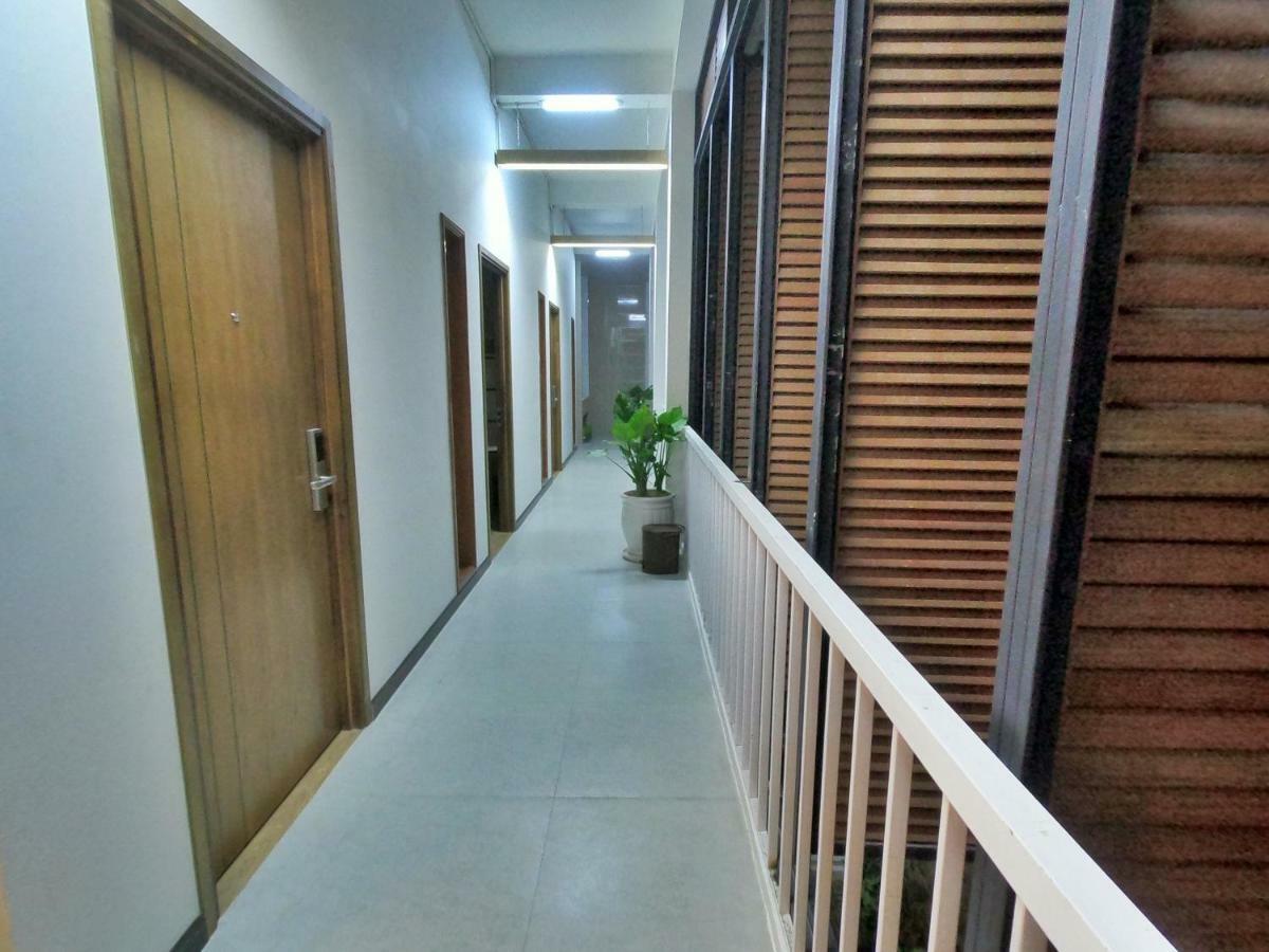 Отель Daisy House Туихоа Экстерьер фото